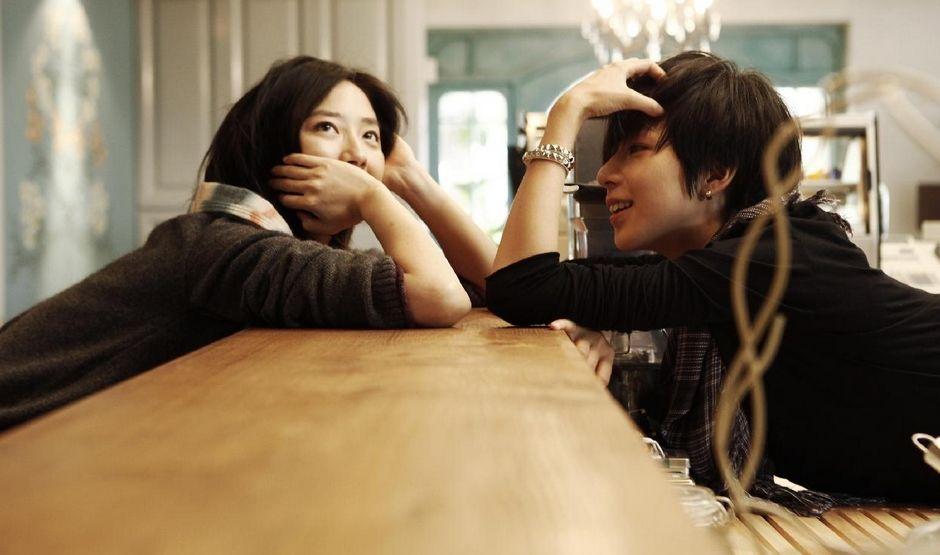 国产情侣疯狂作爱系列:01-07-17-19-28-37U：17,国产情侣疯狂作爱系列，深度探索与细腻描绘