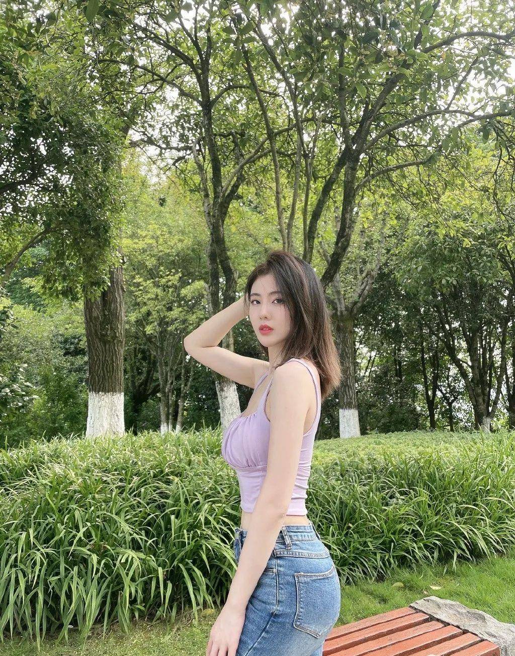 乱妇乱女熟妇熟女网站:04-12-29-33-39-45K：08,网络时代的影像探索，乱妇乱女熟妇熟女网站及相关话题探讨