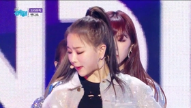 人妻中文字幕在线网站:02-04-12-25-27-49W：26,人妻中文字幕在线网站，探索与反思