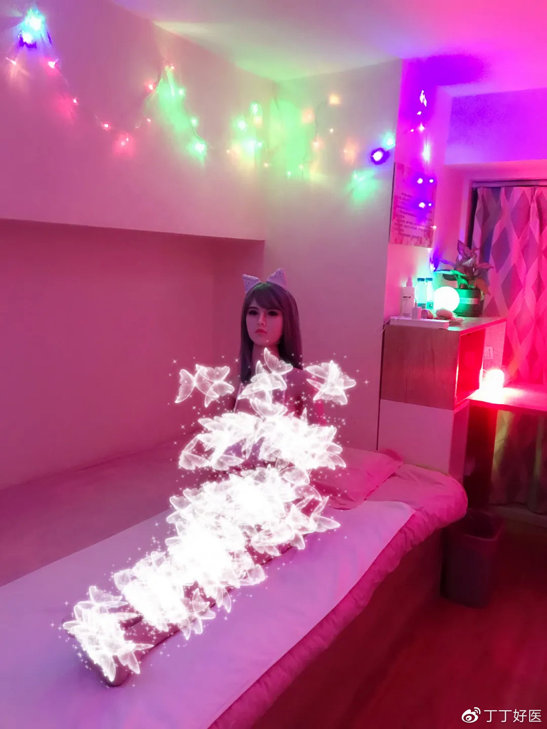 凸凹人妻人人澡人人添:14-15-18-31-35-48F:23,探索成人世界的微妙,凸凹、人妻与自我成长