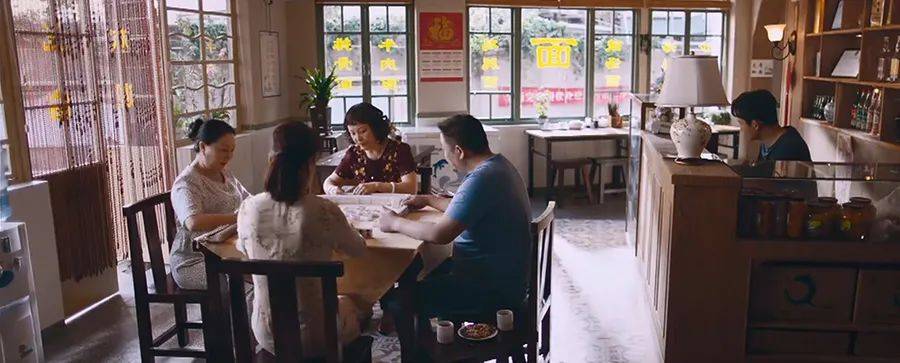 国产精品怡红院在线观看:05-16-23-26-30-38V：47,探索国产精品怡红院的魅力，在线观看的体验与感悟