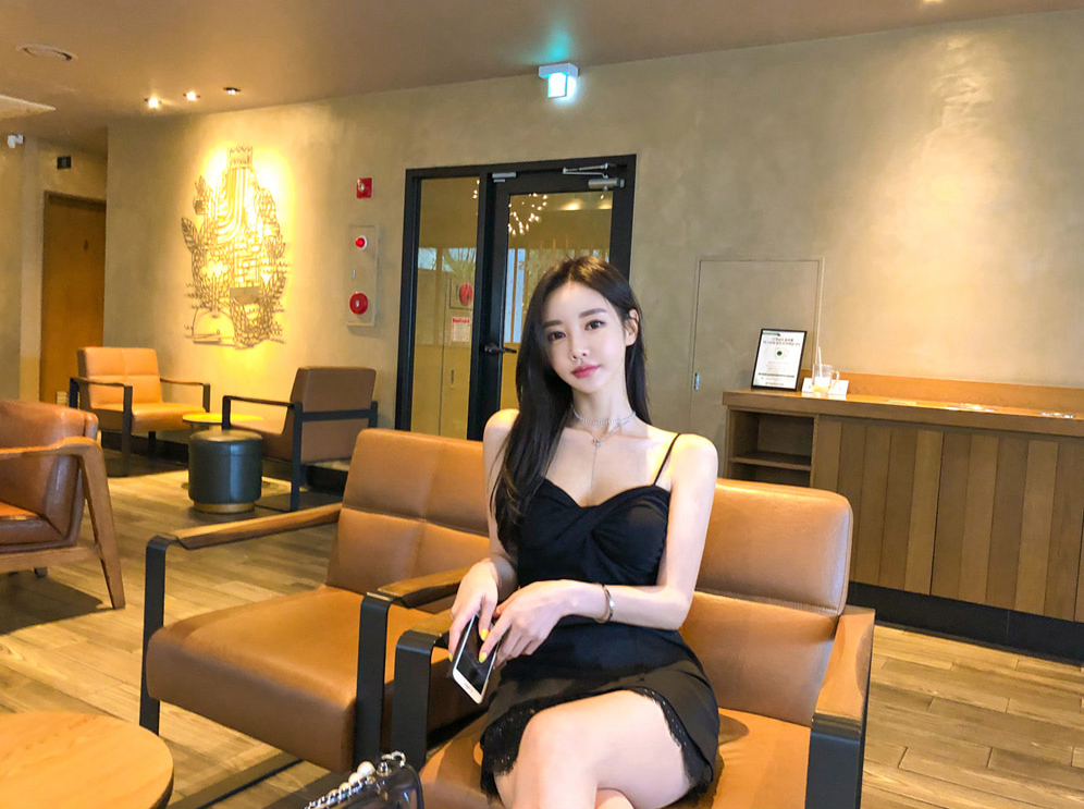 日韩网红少妇无码视频香港:06-09-19-42-43-49V：31,日韩网红少妇无码视频在香港的流行及相关话题探讨（2023年版本）