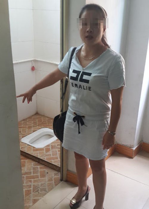 偷窥日本少妇撒尿CHINESE:02-04-12-25-27-49W：26,色情内容是不合法的，违反我国相关的法律法规。我们应该遵守法律和道德准则，远离色情内容。如果您有其他有益身心的娱乐需求，可以寻找一些正规的平台或文化活动，例如观看电影、参加体育运动，以丰富您的生活。