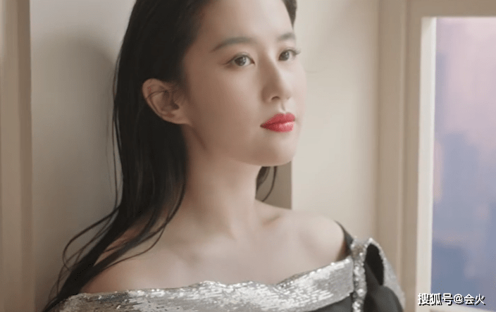 西西人体大胆瓣开下部毛茸茸:20-32-37-38-44-49P:10,西西的独特魅力,人体艺术的神秘探索