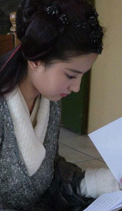 国产美女遭强高潮网站:07-14-20-39-40-41Z：01,关于国产美女遭强高潮网站的相关探讨，深度解析事件背后的真相与应对之策（文章）