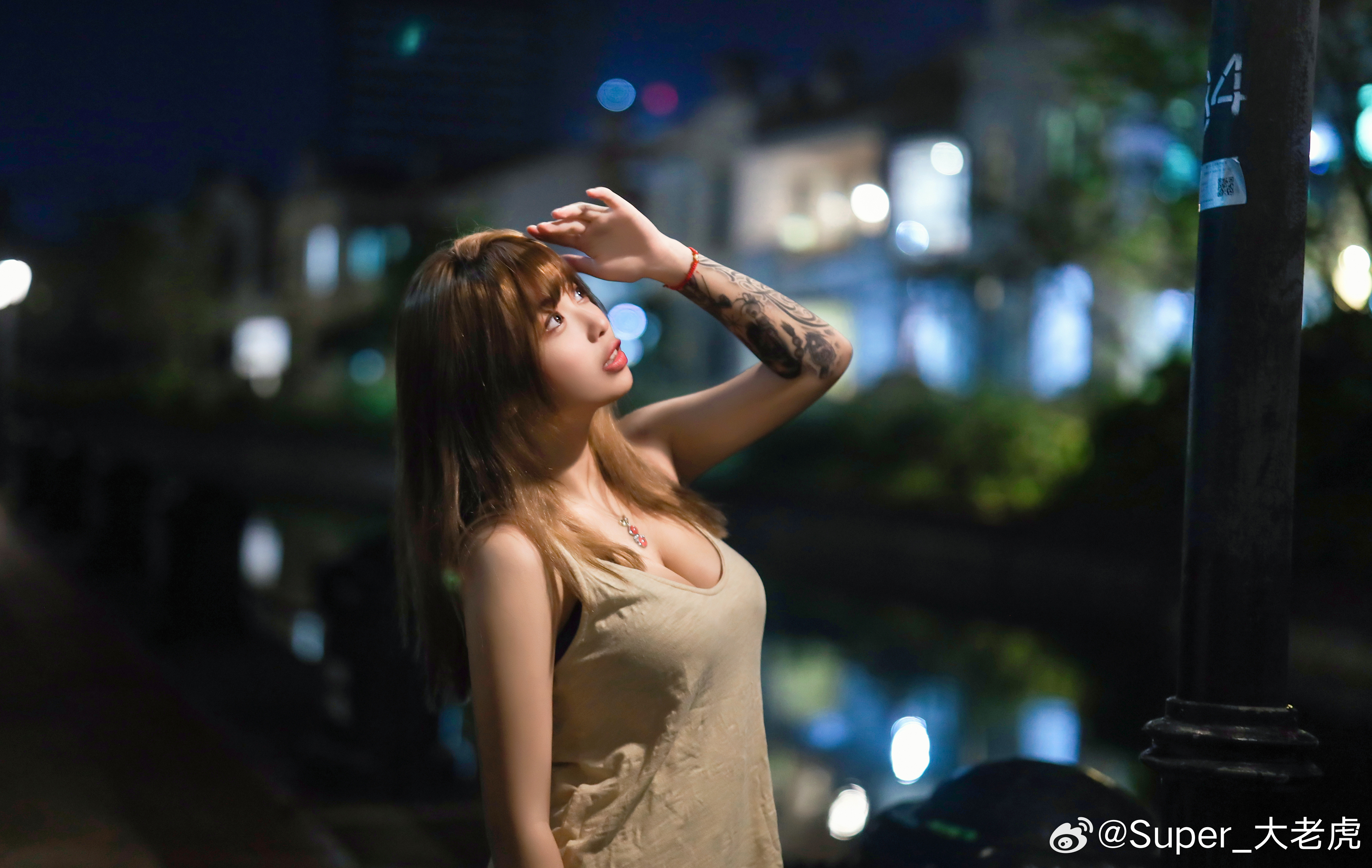 午夜精品久久久久久:04-09-18-22-34-47J：16,午夜精品久久久久久，一场跨越时空的极致体验