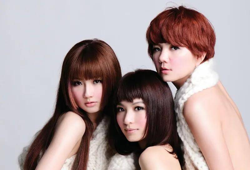 免费A级毛片出奶水:06-20-29-30-33-41H：25,免费A级毛片出奶水，深度探讨与警示