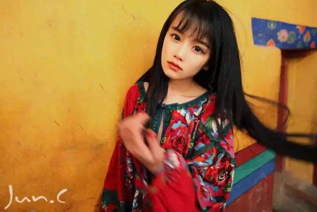 永久免费观看国产裸体美女:01-09-28-35-37-49N:31,永久免费观看国产裸体美女,探索真实与幻想的边界