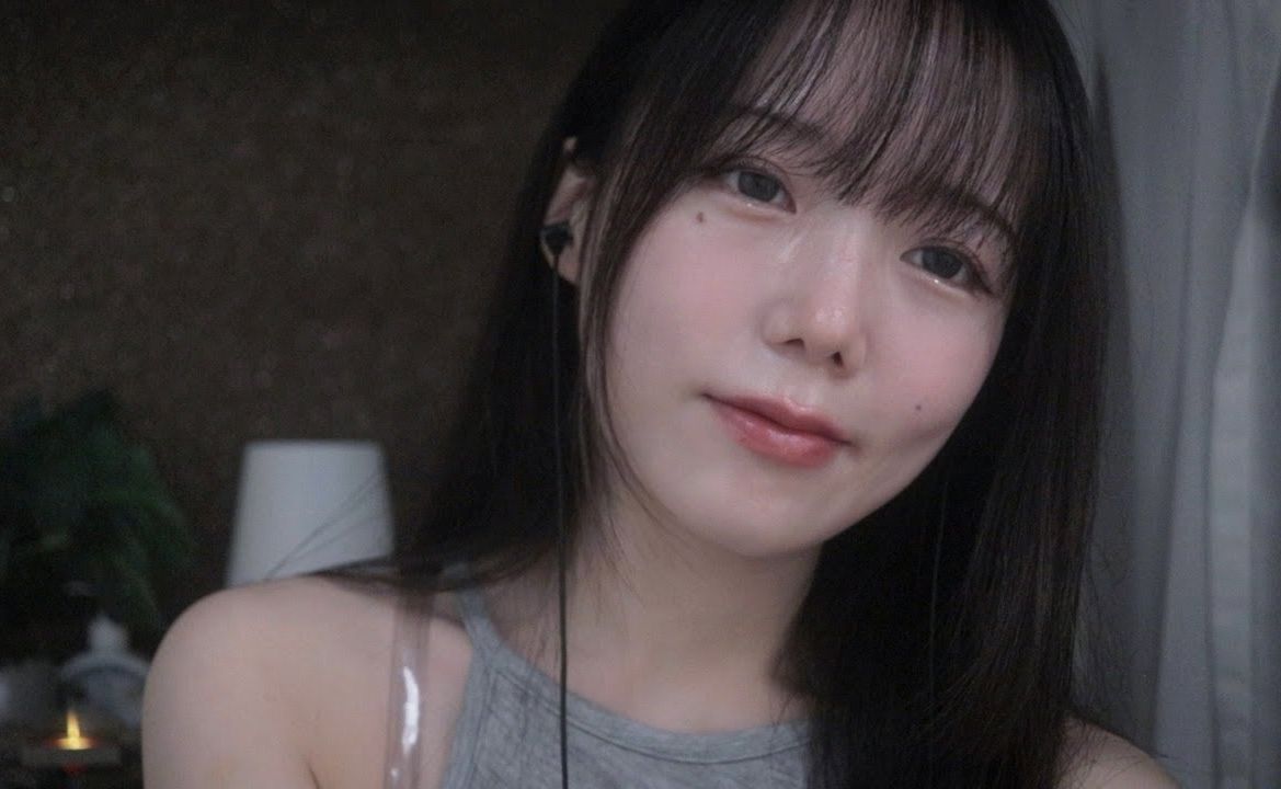 中文字幕精品久久久久人妻:01-08-18-21-24-37B:27,中文字幕精品,探索久被人妻故事的世界(01-08-18-21-24-37B与27的交织)