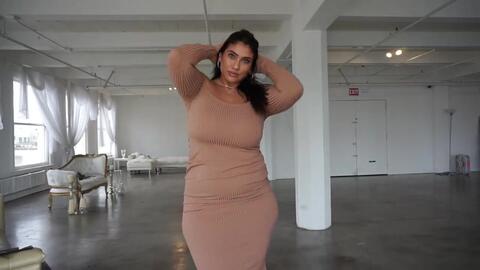 欧美大屁股XXXX高潮喷水:34-35-38-40-42-43Y:13,欧美大屁股的魅力,探索高潮喷水的奥秘与体验