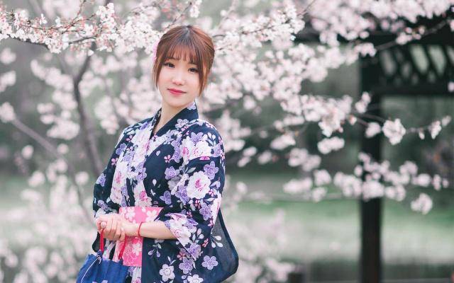 桃花色综合影院:05-17-19-20-21-49U：25,桃花色综合影院，探索影视娱乐的新领域