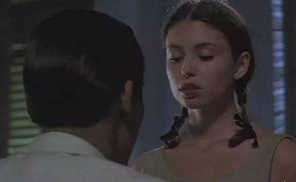 欧美大香线蕉线伊人久久:09-11-27-29-39-42H：39,欧美大香线蕉线伊人久久，一场跨越时空的情感之旅