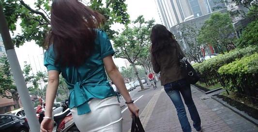 性色欲网站人妻丰满中文久久不卡:20-21-22-23-39-47W：15,关于网络色情内容的深度探讨——以中文成人网站为例