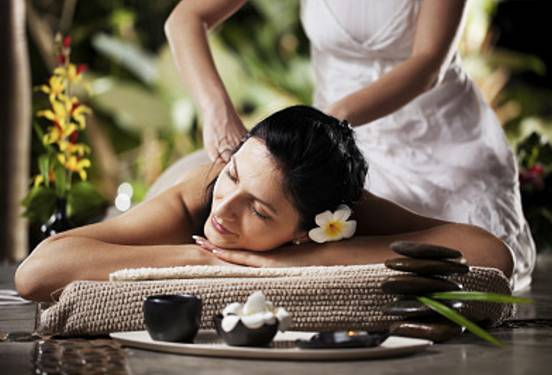 少妇初次光临全身推油按摩:03-08-22-23-44-49V：35,少妇初次光临全身推油按摩，探索身心舒缓之旅