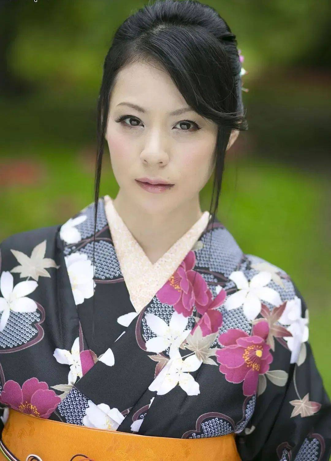 日本熟妇XXⅩ浓密黑毛HD:13-17-18-21-28-32X：30,日本熟妇的魅力，探索文化、时尚与美的多元表达