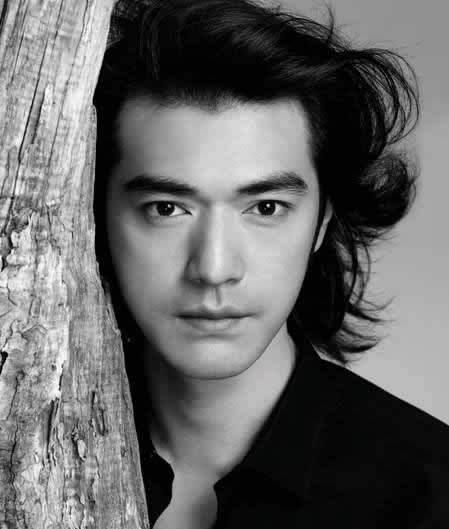 西装革履 第4页