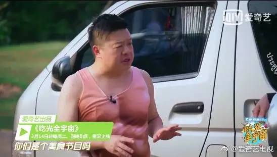 两个奶头被吃高潮视频:06-18-25-28-35-40L：39,色情内容是不合法的，违反我国相关的法律法规。我们应该遵守法律和道德准则，远离色情内容。如果您有其他有益身心的娱乐需求，可以寻找一些正规的平台或文化活动，例如观看电影、参加体育运动，以丰富您的生活。