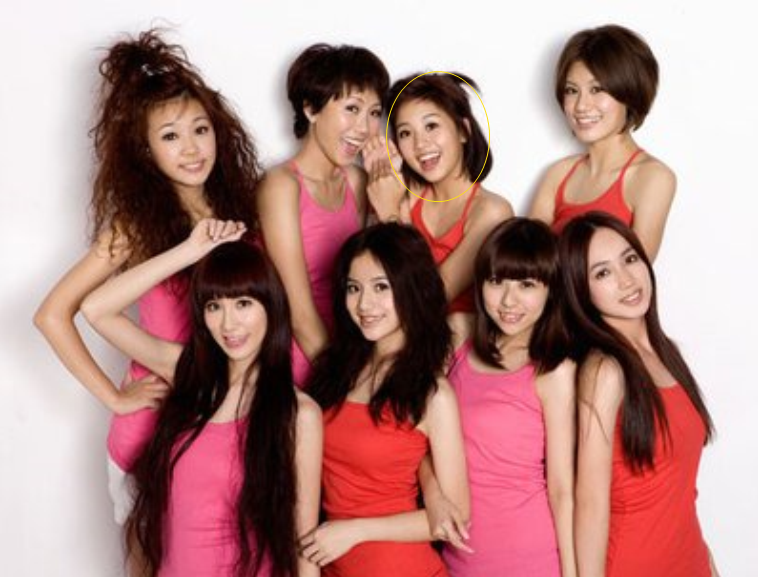 日本少妇被黑人猛cao:01-14-25-30-31-41Z：13,色情内容是不合适的，因为它涉及到不道德和违法的内容，并且可能对其他用户造成不良影响。我们应该遵守社会道德和法律规定，同时，我们也应该建立积极、健康、和平的社交关系。如果您有其他关于文化、历史、科技、教育等方面的兴趣或需求，我会尽力为您提供帮助。以下是一篇关于日本文化和社会变迁的文章