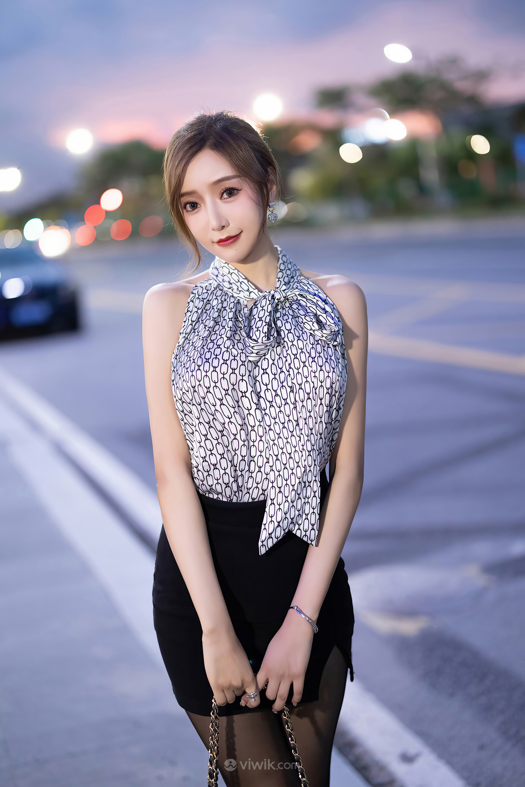 99久久国产综合精品女图图等你:04-08-20-21-30-49U:44,探索99久久国产综合精品女图图的世界,一场跨越时空的艺术之旅