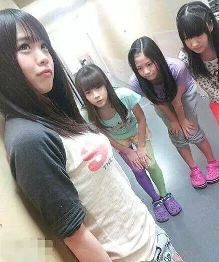 国产美女裸体无遮挡免费视频:05-23-26-28-36-41L:07,关于国产美女裸体无遮挡免费视频的探讨(警惕网络风险,远离不良内容)