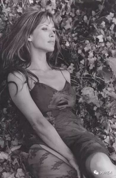 欧美老熟妇喷水:04-11-29-38-42-46N：36,欧美老熟妇的魅力，一场视觉与想象的盛宴（04-11-29-38-42-46N）