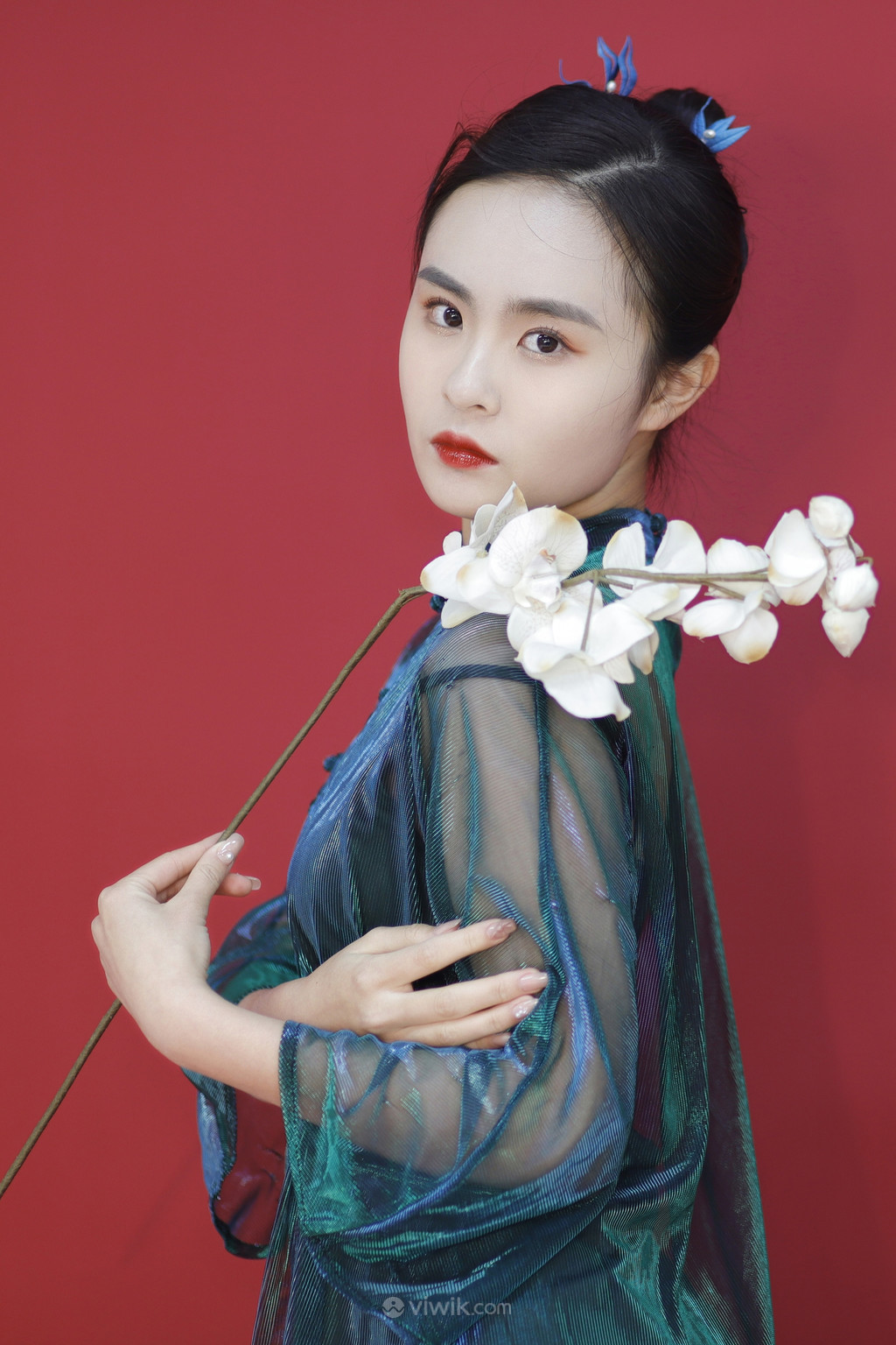 国产精品国产自线拍免费不卡:07-14-26-35-46-48G：35,国产精品之光，探索国内自线拍摄的艺术与技术