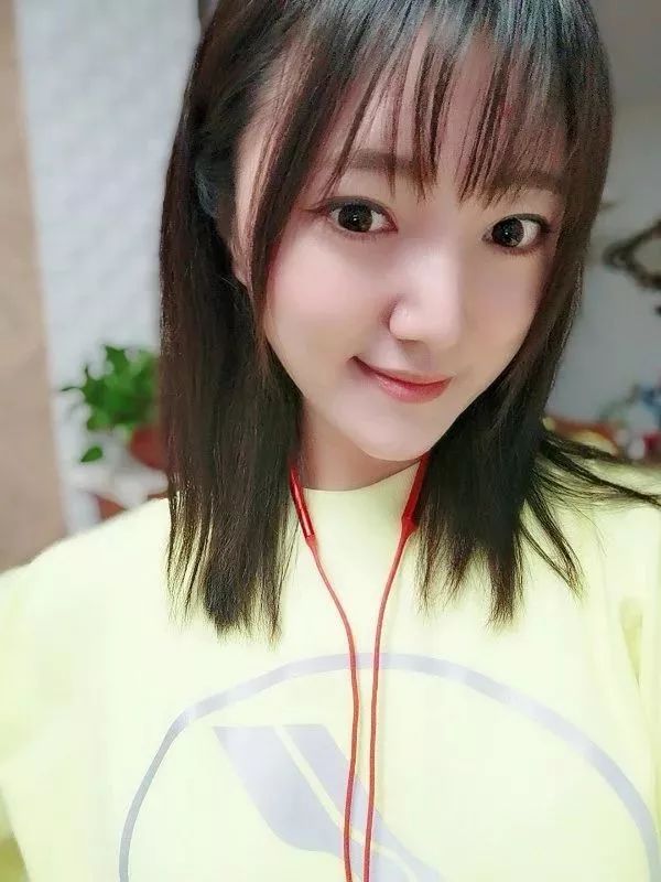 无码人妻精品一区二区三区蜜桃:03-12-15-20-35-43R：03,色情内容是不合法的，违反我国相关的法律法规。我们应该遵守法律和道德准则，远离色情内容。如果您有其他有益身心的娱乐需求，可以寻找一些正规的平台或文化活动，例如观看电影、参加体育运动，以丰富您的生活。以下是关于其他主题的文章