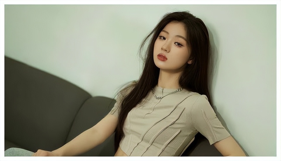 色婷婷综合久久久久中文一区二区:05-16-19-21-23-40M：33,探索色婷婷综合系列，中文一、二区的深度解析（05-16-19-21-23-40M与33的奥秘）