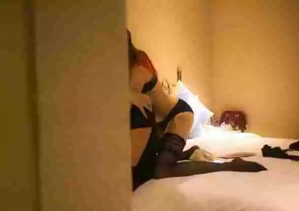 少妇人妻偷人激情视频:02-05-19-32-42-44R：17,探索少妇人妻隐秘激情，偷人视频背后的故事