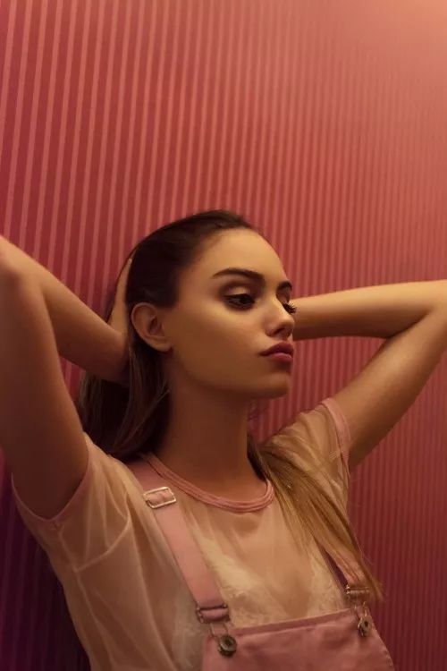 欧美成人看片黄a免费看:15-21-27-28-45-47U:42,欧美成人影视,探索免费观看的灰色地带与伦理边界