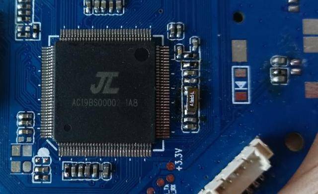 国产在线精品二区:09-11-20-26-27-43N：01,国产在线精品二区，探索与赏析（09-11-20-26-27-43N，01）