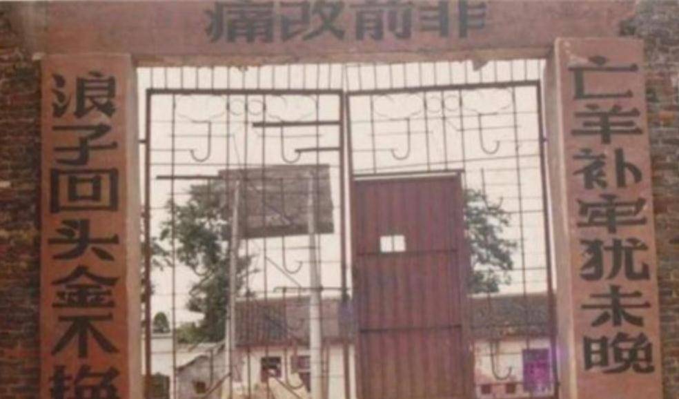 农民工嫖妓50岁老熟女:08-11-19-40-43-49B:36,关于农民工与嫖妓现象的深度探讨——以一位50岁老熟女事件为例