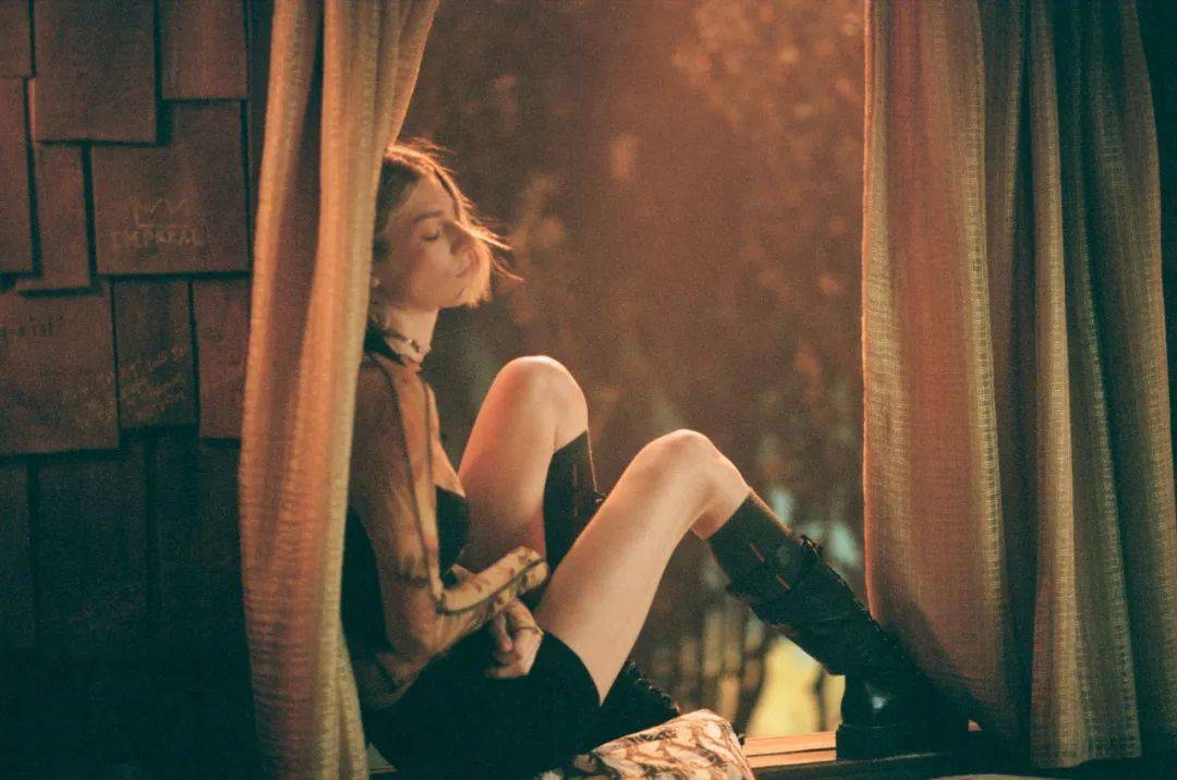 av鲁丝一区鲁丝二区鲁丝三区:21-22-28-42-45-49Y:08,AV鲁丝一区、二区、三区,深度探索与解析 21-22-28-42-45-49Y 08的独特魅力