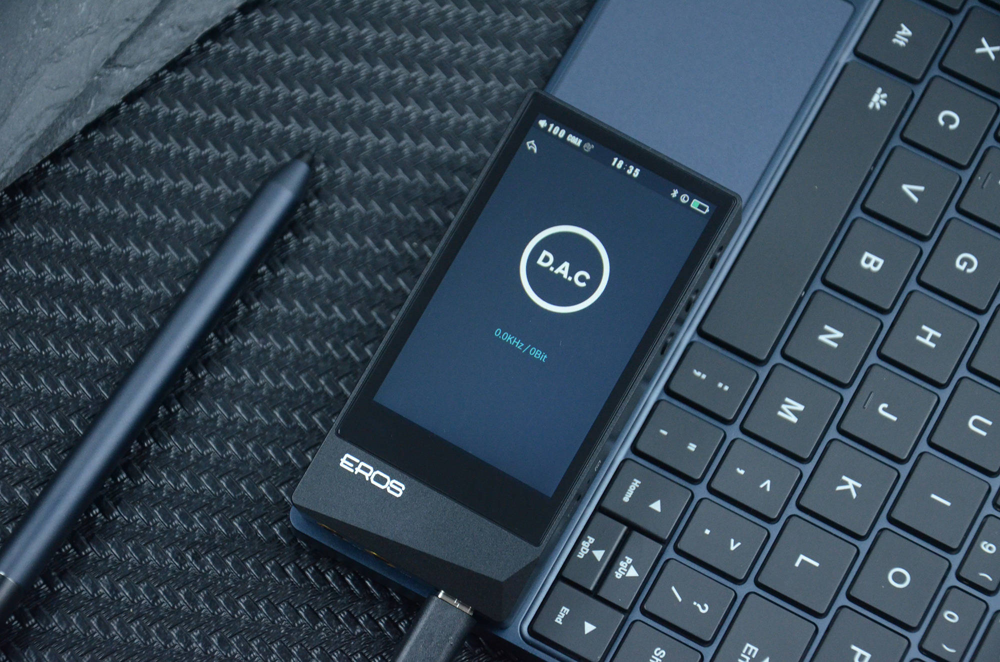 翻江倒海 第4页