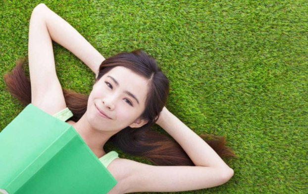 国产熟女一区二区三区五月婷:16-17-18-21-25-28N：31,国产熟女一区二区三区五月婷，探索不同区域的魅力与成长历程（16-31岁的成长轨迹）