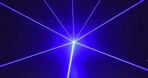 动如脱兔 第4页