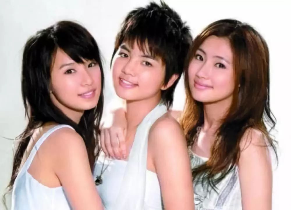 国产AV综合第一页:03-05-13-18-31-33K：25,国产AV综合第一页的精彩瞬间，探索数字背后的故事与情感（关键词，国产AV综合第一页，03-05-13-18-31-33K，25）