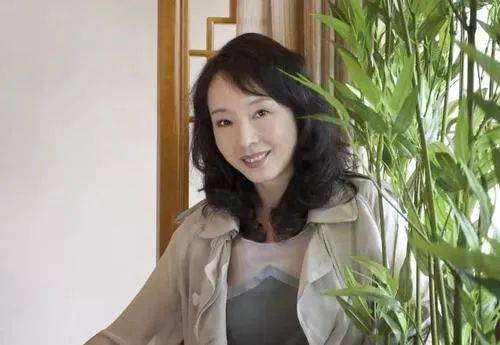 丰满熟妇人妻AV无码区:03-06-34-39-47-48Y：47,丰满熟妇人妻的魅力世界，探索真实与幻想的交融地带