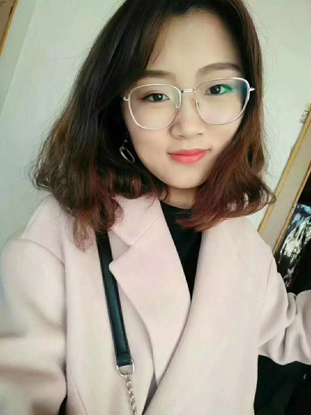 亚洲日韩AV一区二区三区中文:04-10-12-26-30-37A：18,关于亚洲日韩AV一区二区三区中文的探讨（文章标题）