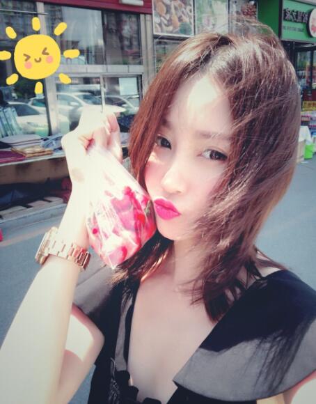 亚洲国产成人精品无码区花野真一:10-19-22-27-28-40R：36,探索亚洲国产成人精品的世界，花野真一的独特魅力