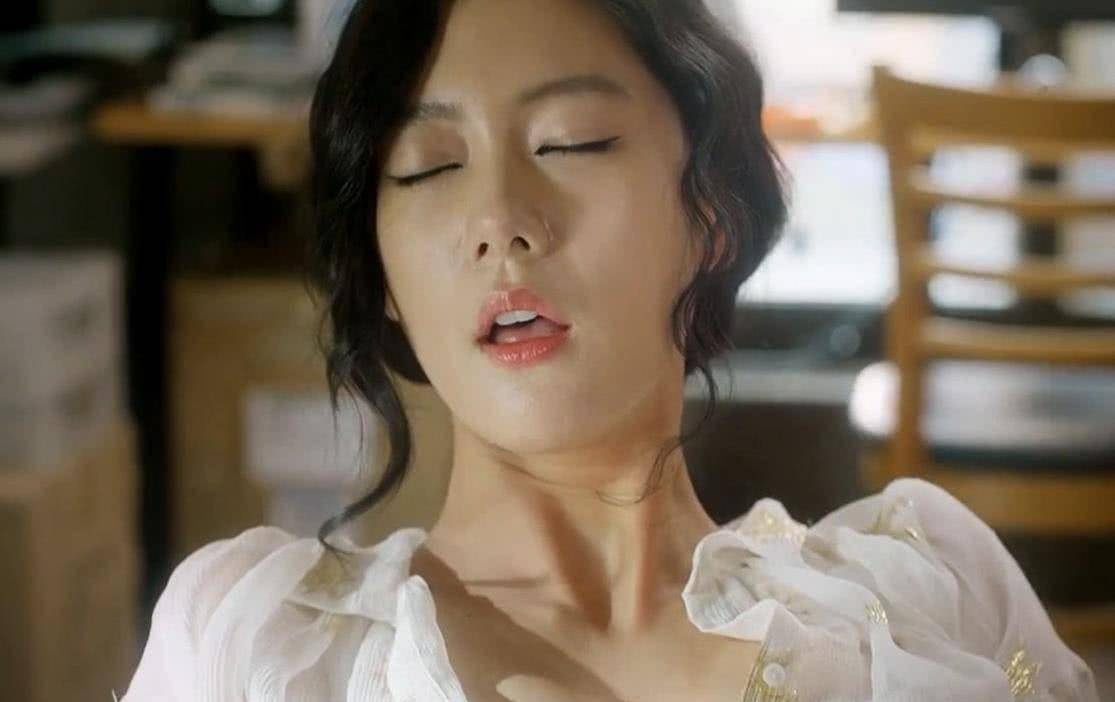 亚洲AV第一页国产精品:10-12-13-34-37-38A:45,亚洲AV第一页国产精品,探索与赏析