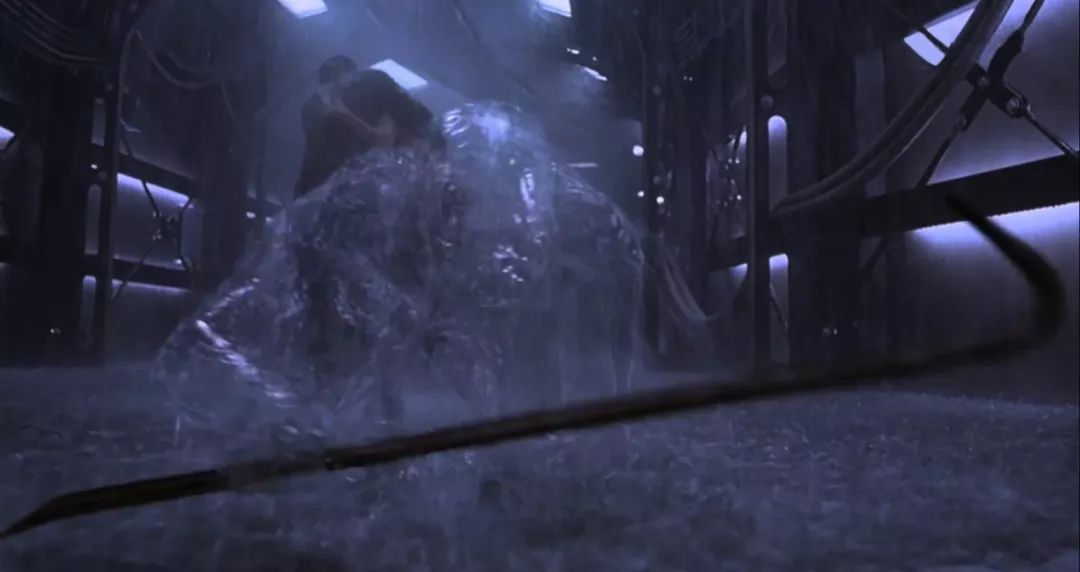 国产精品自在在线午夜出白浆:09-17-19-22-40-45N：23,国产精品自在在线午夜出白浆，探索与赏析