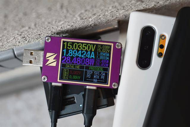 无码精品A∨在线观看:01-08-18-21-24-37B:27,探索无码精品,在线观看的魅力与反思