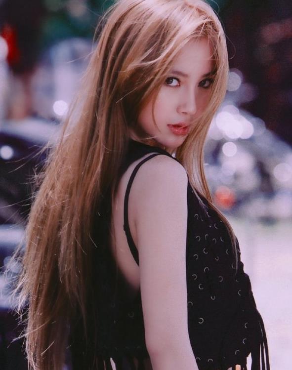 欧美成人精品A∨在线观看:05-17-19-20-21-49U：25,欧美成人精品在线观看，探索数字时代的成人娱乐新境界（关键词，05-17-19-20-21-49U及25）