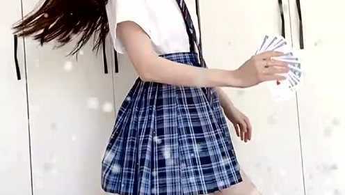 小仙女jk情趣白丝喷水视频:12-18-24-30-31-45B:41,小仙女JK情趣白丝喷水视频的魅力探索