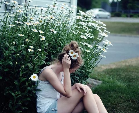 少妇仑乱A毛片无码:15-19-32-37-42-44B:16,关于网络色情内容的警示与反思——以少妇仑乱A毛片无码为例