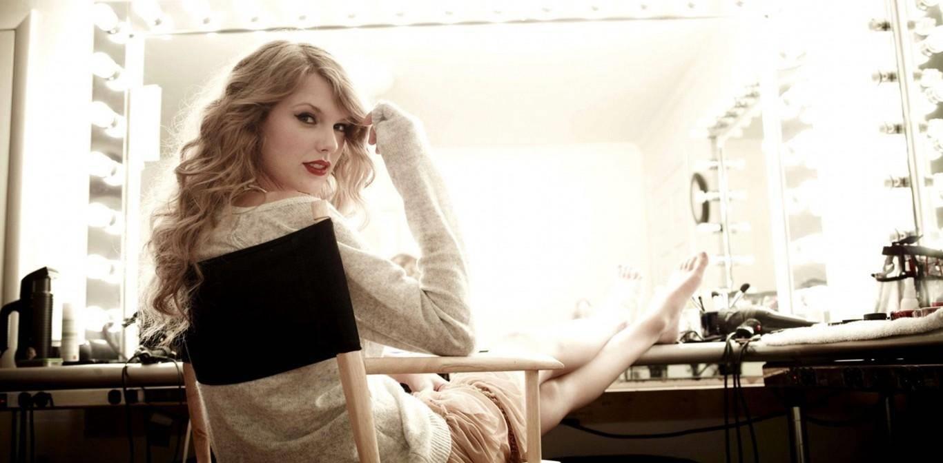 秋霞鲁丝片AV无码少妇:01-08-18-21-24-37B：27,秋霞鲁丝片与无码少妇的世界，一场视觉与想象的盛宴（关键词，秋霞鲁丝片AV无码少妇: 01-08-18-21-24-37B，27）