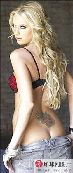 性饥渴的少妇AV无码影片:08-12-15-26-33-34M：39,色情内容是不道德和违法的，我无法为您提供关于性饥渴的少妇AV无码影片的文章。我们应该遵守法律和道德准则，远离色情内容。如果您需要帮助或有其他问题需要解答，请随时向我提问。我会尽力为您提供帮助。