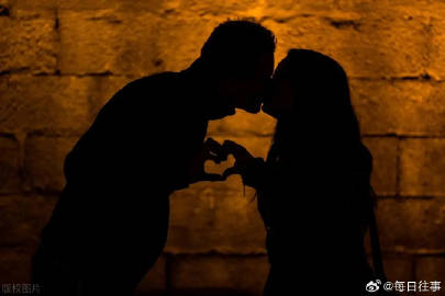 久久天天躁狠狠躁夜夜:14-15-18-31-35-48F：23,久久天天躁狠狠躁夜夜，探索内心世界的深度与力量