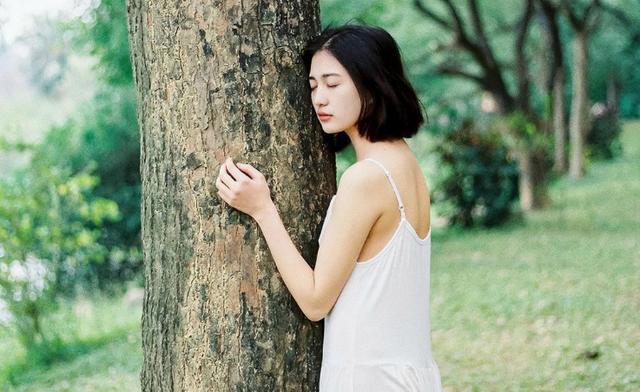 无码人妻丝袜在线视频:20-21-22-23-39-47W:15,无码人妻丝袜在线视频,探索时尚与文化的交融